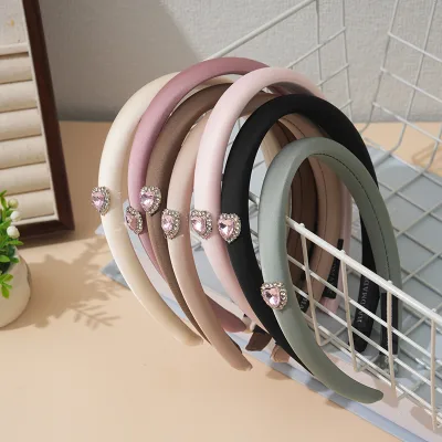 New 1.5cm Fashion Women Vintage Crystal Hair Accessories Winter Hair Band Pink Heart Water Rhinestone Velvet Headband