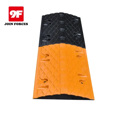 High Quality Recycled Rubber Road Barrier Speed Humps for Roadway Safety 10-15mph