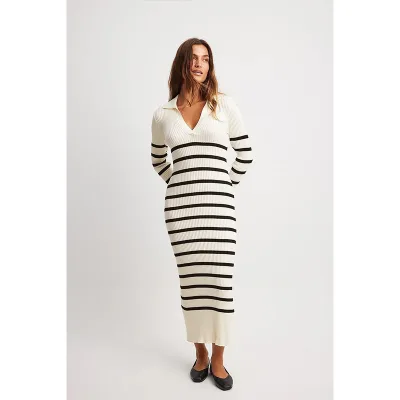 Autumn New V-neck Bubble Sleeve Knit Dress Striped Flare Sleeve Long Dress