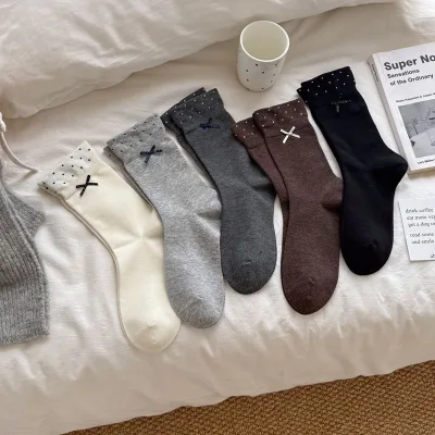 Wholesale Custom Women Crew Socks Polka Dots Cuff With Small Bow Decoration Soft Cotton Casual Daily Crew Socks