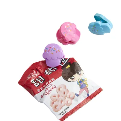 Wholesale Kawaii Cupcake Shaped Bag Sealing Clips Plastic Cartoon Food Sealer Clip for Snack and Cookie Bags