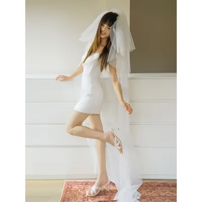 Korean-style Bridal Puff Clouds Long Train Veil with Romantic Forest-inspired Lace Trim for Photo Accessories