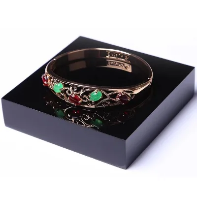 Transparent Acrylic Display Stand for Display of Bracelets, Bangles, Watches, Jewelry and Other Accessories