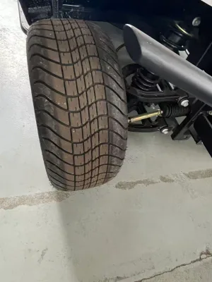 BD06 12-inch Pneumatic Rubber Tires