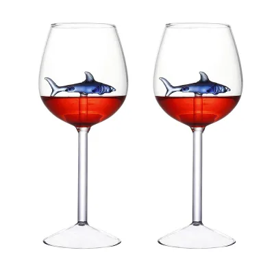 Unique Crystal Nice Wine Glasses Shark Stemless Wine Glass Personalized Stemmed Drinking Wine Goblet with Shark Inside