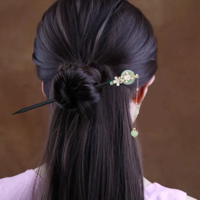 New Handmade Luxury Flower Hairpins Hair Sticks Vintage Wood Chinese Hair Stick Pins for Women Hair Ornaments Head Jewelry