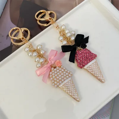 Pearl String Ice Cream Keychain, Women's Bag Pendant, Metal Key Ring with Diamonds, Wholesale Gifts