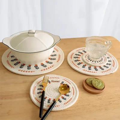 Modern Minimalist Style Cotton Linen Woven Heat Insulation Anti-scalding Floral Pattern Pad for Household Use Placemat Tea Cup