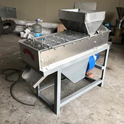 2025 Brand New Portable Peanut Peeling Machine peanut sheller Peanut Red Skin Removing Machine