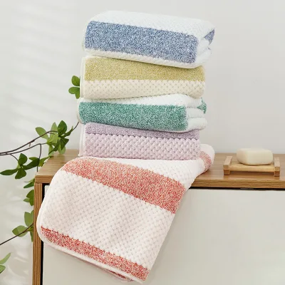 Simple Comfort Cotton Bath Towel Fashion Thickening Coral Velvet for Adults Skin Friendly Breathable for Hotel Spa Home Use