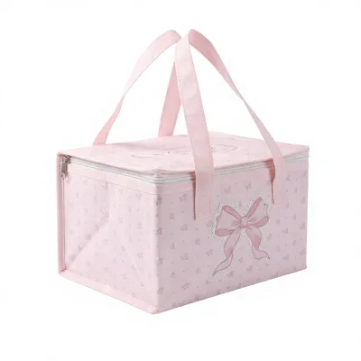 Heavy Duty Insulated Bag with Smooth Waterproof Fabric for Raw Meat Packing Handy for Gym Sessions