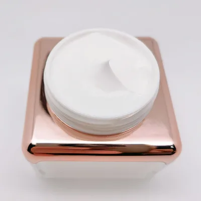 Face Firming Anti-wrinkle Lifting Effect Protect and Nourish the Skin Anti-aging Cream Stimulate Skin Regeneration