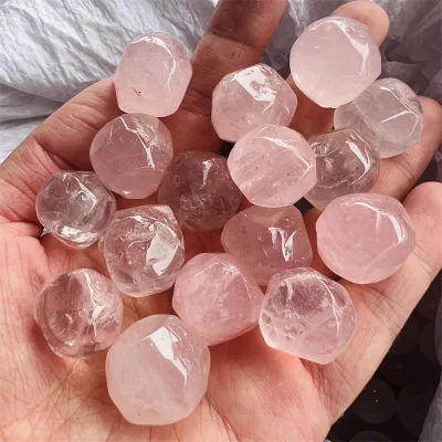Hot sale natural high quality reiki rose quartz crystal stone healing crystal tumble stone for garden decorations