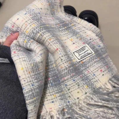 2024 New Korean Version Stars Check Patterned Scarf Female Autumn Winter Student Couples Joker Warm Shawl Knitted