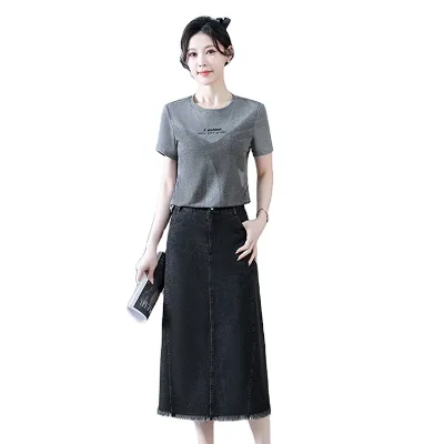 The Summer New Women's Casual Set Features a Round-neck Slimming T-shirt Top with an A-line Denim Skirt and a Iconic Waist Suit