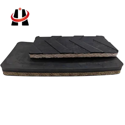 Diamond Pattern Rough Top Conveyor Belt for Bagged Cement Fertilizer Packaging