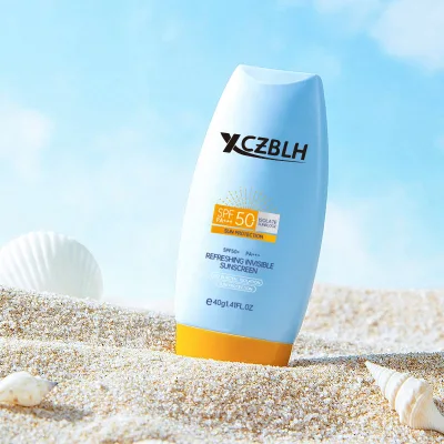 OEM ODM SPF 50 Refreshing Invisible Vitamin C Isolation Sunscreen Suitable for Acne Skin Broad-spectrum UVAUVB protection