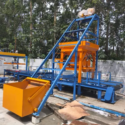 Automatic Double Spiral Mold Steel Concrete Ration Distribution Machine for Wall Panel & Fence Production Line