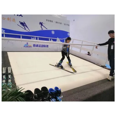 2023 New Technology Ski Turf White Snow Artificial Grass for Skiing Kids Snow Ski Christmas Decoration