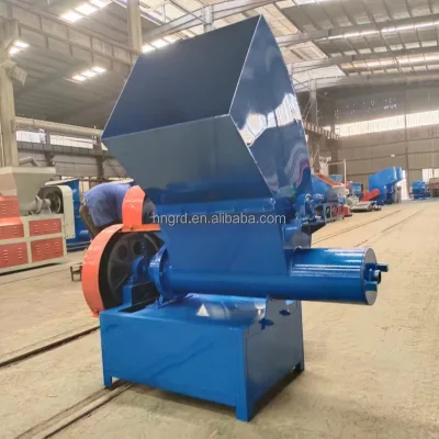 Small Electric Heating Foam Machine with Efficient Motor for Melting and Compressing Vegetable Boxes