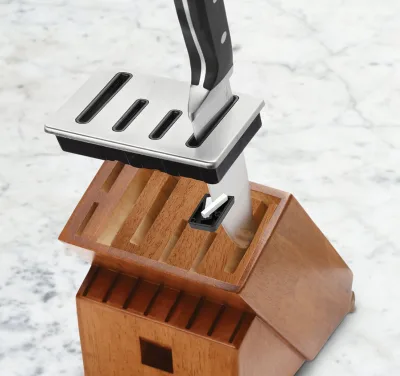 Self-Sharpening Knife Blocks