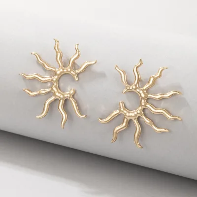 European and American Popular Personality Metal Geometric Sun Shaped Earrings Fashion Ins Cool Style Women's Earrings
