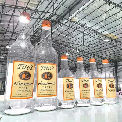 Sealed Waterproof 420D Oxford/PVC Inflatable Transparent Wine Bottle Windproof Customizable Size Logo Outdoor Promotional