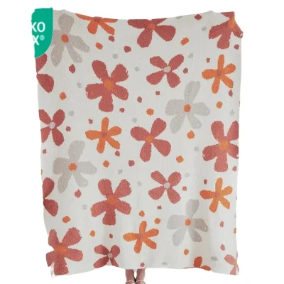 Wholesale Cute Soft Big Size Crochet Knitted Blanket With Flowers Nap Sofa Blanket