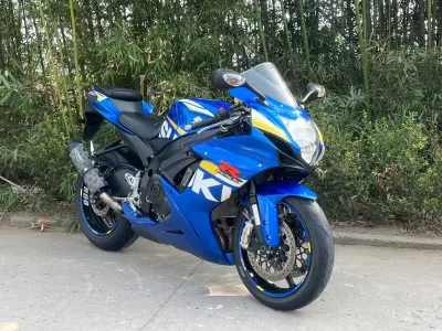 Suzuki1 GSX600 600cc Liquid Cooled Inline 4 Cylinder High Performance Used Gasolian Racing Sport Bike