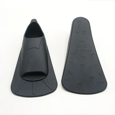 Professional Diving Fins Rubber Diving Equipment 2 Men Diving Fins