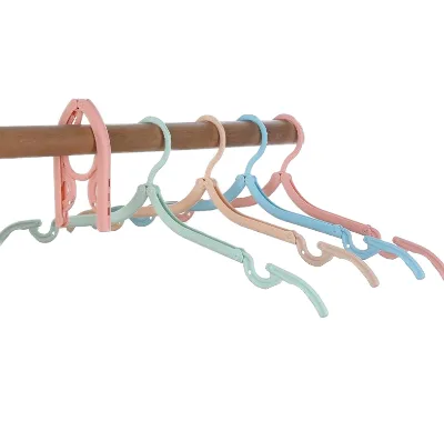Portable Plastic Non-Slip Folding Single Tier Multifunction Clothes Hanger Space-Saving Design for Coat Storage for Wardrobe