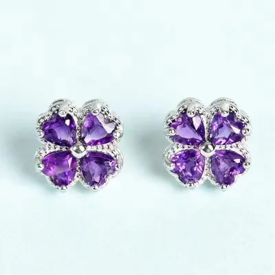 High-quality Four-leaf Clover Stud Earrings