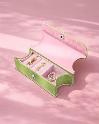 Irregular Shaped Ring Jewelry Storage Box Custom Green Velvet Necklace Box pink Velvet Lining Bracelet Earring  Packaging Box