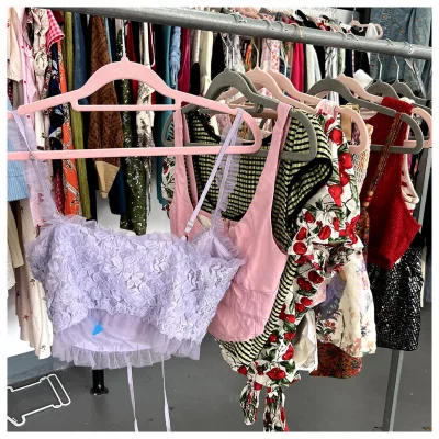 2026 Brand New Stock Summer Women's Fashion Wholesale Used Clothes Sleeveless Top Sexy Chiffon Sling Short Top Random Shipment