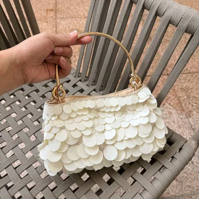 Summer New Niche Design Handmade White Shell Sequins Hand Bag Golden Metallic Top Handle Handbag Clip on Shell Wedding Tote Bags