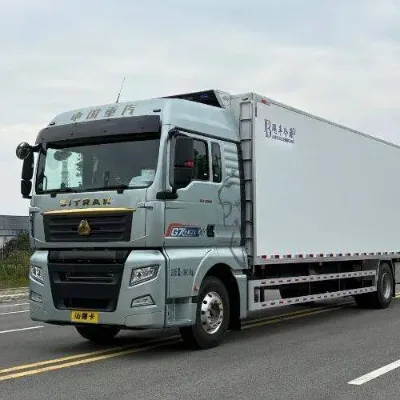 Refrigerated Truck Sinotruk SITRAK G7 330 9.6m 4X2 Gear Ratio 3.91 Silencer Exhaust System Double-layer Frame (6+4/250)