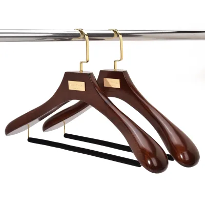 Janson Hangers Custom Luxury Coat Clothing Men Women Wooden Wide Shoulder Suit Hangers with Pant Bar Logo