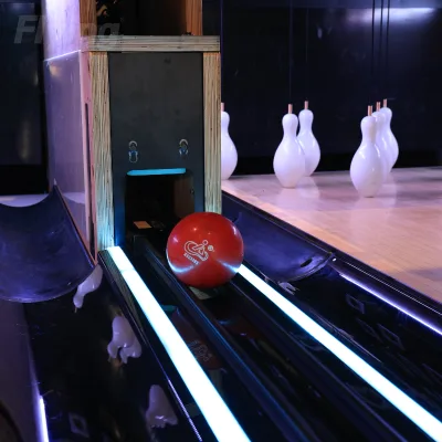 Excellent Working Condition Low Price and Fast Delivery Installation and Warran Duckpin Bowling Lane Complete Alley Machine