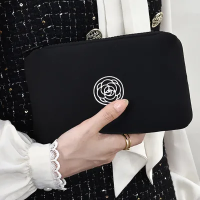 Elegant Simple Camellia Canvas Hand Makeup Bag for Travel Portable Cosmetic Storage for Lipstick Perfume Charger and Watch