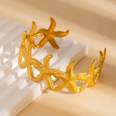 Women's Titanium Steel Starfish Bracelet Light Luxury Niche High-End 18K Gold Plated Stainless Steel Jewelry Wholesale
