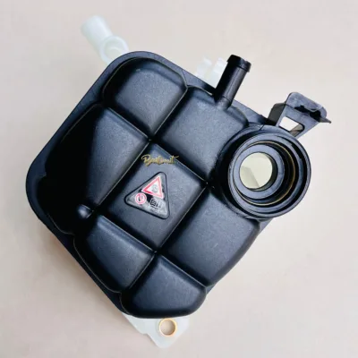 High Quality Coolant Reservoir Overflow Bottle Tank A1665000049 1665000049 EPT0126 for Mercedes-Benz W166 X164 GL350 GL450