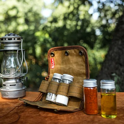 Portable Oil Wax Canvas Flavouring Bottle Set Coffee Bean Container Cowhide Organizer for Camping Kitchen for Picnic BBQ Spice