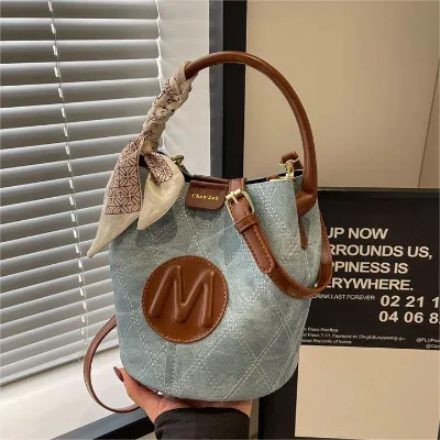 2026 Designer Inspired Tote Women's Bag High Quality Handbags Famous Brands Large Denim and Leather Style Bags for Women