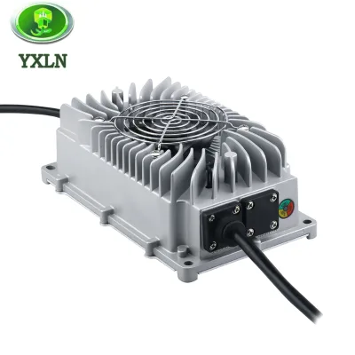 Smart Waterproof 12V 100Ah-250Ah Lithium Ion Battery Charger for Boat/Marine - IP67, 16.8V 25A / 12V 25A