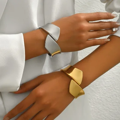 Chunky open bracelets for Women Vintage Boho Wide Bangle Bracelets Irregular Statement Bracelet Gold Silver Bracelet