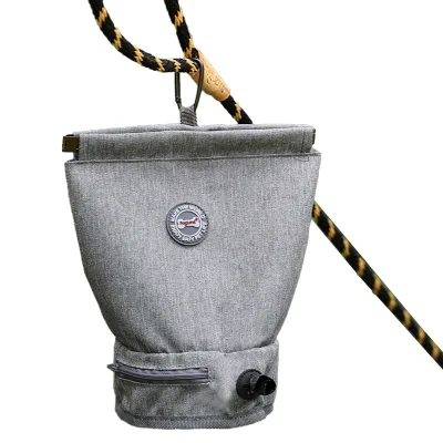 BSCI Factory Waterproof Luxury Dog Carrier Bag Dog Training Bags Pet Treat Pouch for Training Dog Poop Bag Carrier