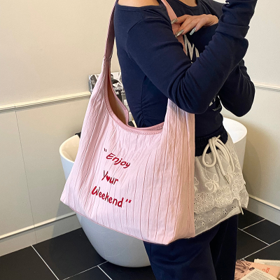 New Arrival Simple Letter Embroidery Casual Ladies Daily Underarm Purse Students College Girls Fashion Tote Satchel for Women