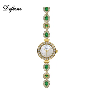 Vintage Women's Quartz Wristwatch with Round Gold Case Waterproof Zircon Hand-Set Diamond-for Fashion or Business