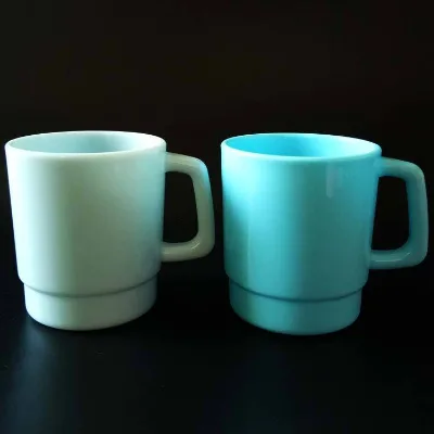 Customized LOGO Shatterproof Plastic Coffee Mug with Handle Stackable Food Grade PP Cup for Home, Cafe, Office Colorful