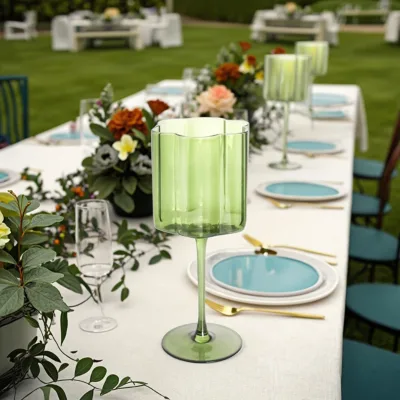 European-style Crystal Glass Tall champagne Flute, Creative Petal-shaped Wine Glassware for Wedding